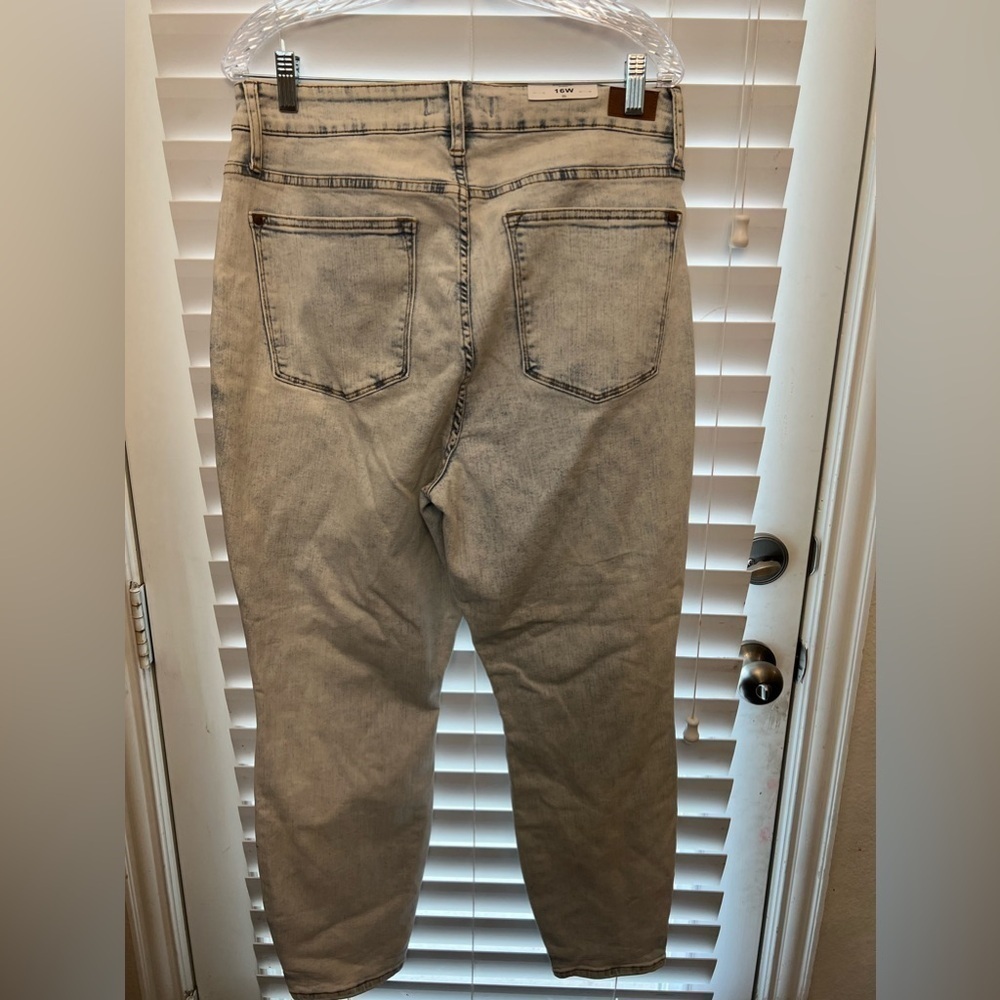 Judy blue acid wash Jeans size 16w broken zipper - Picture 6 of 6